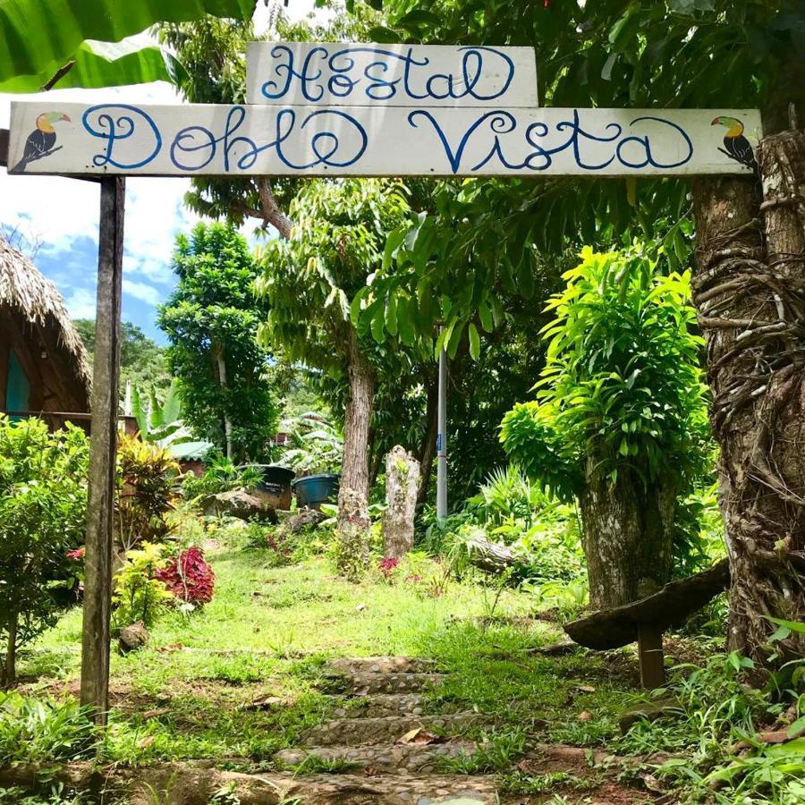 Hostal Doble Vista Capurgana Exterior photo